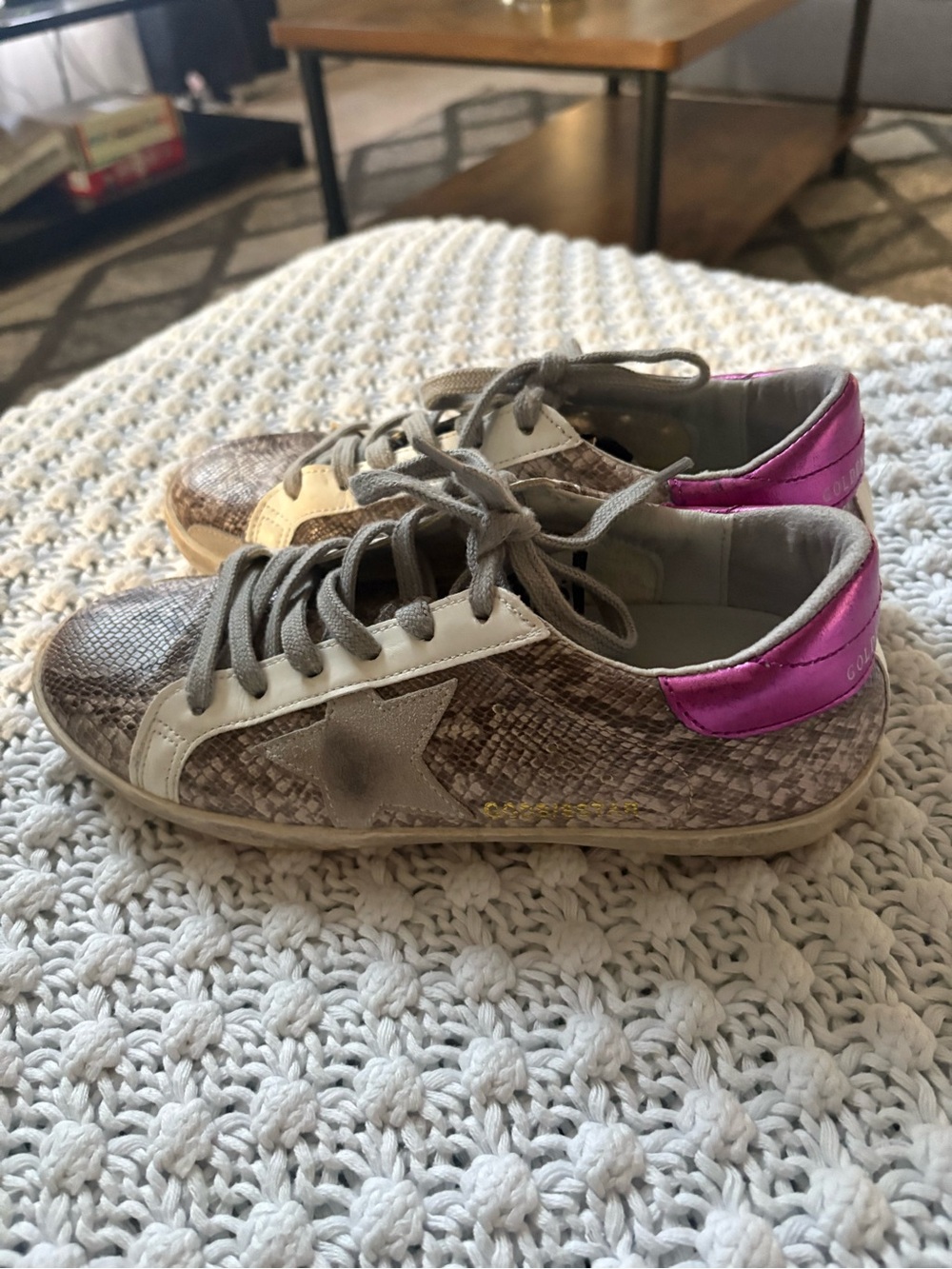 Golden Goose Low-Top Sneakers in Snakeskin, White & Pink size 7 - Picture 6 of 7